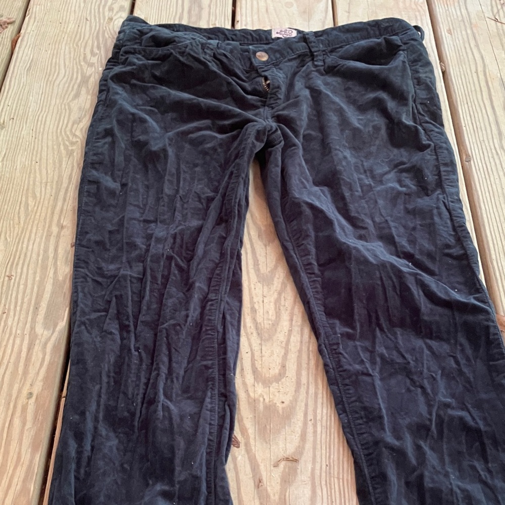 Classic Black Straight Leg Women's Jeans